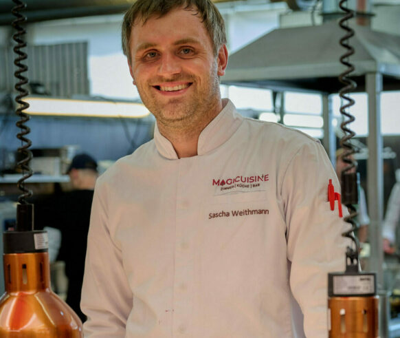 Sascha Weithmann in der Küche